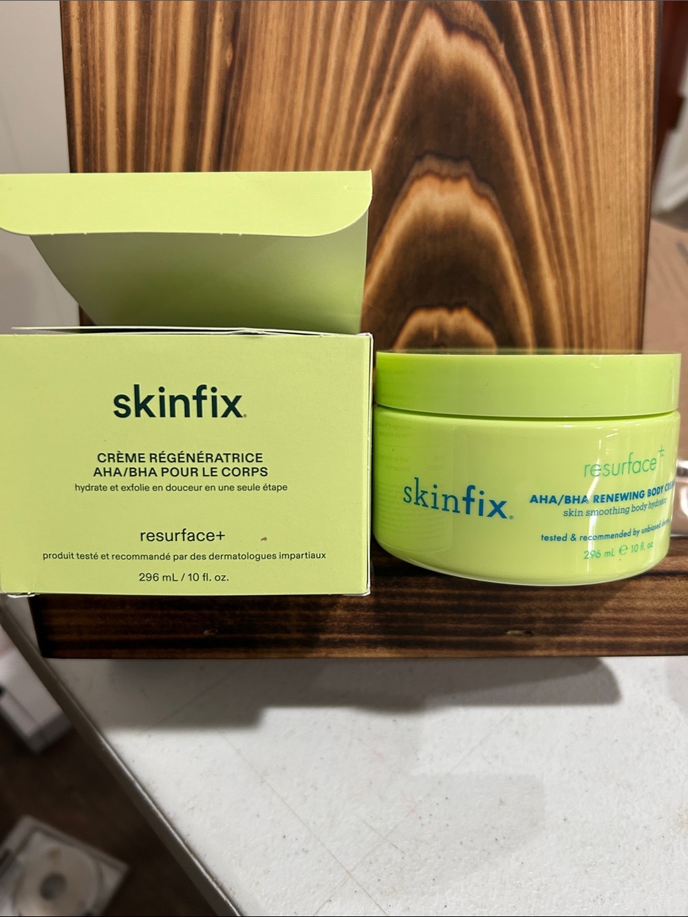 Skinfix Resurface+ AHA/BHA Renewing Body Cream — Lime Green